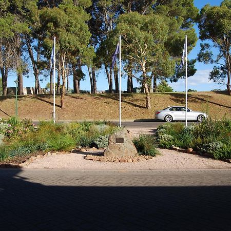 Novotel Barossa Valley Resort Rowland Flat Exterior photo