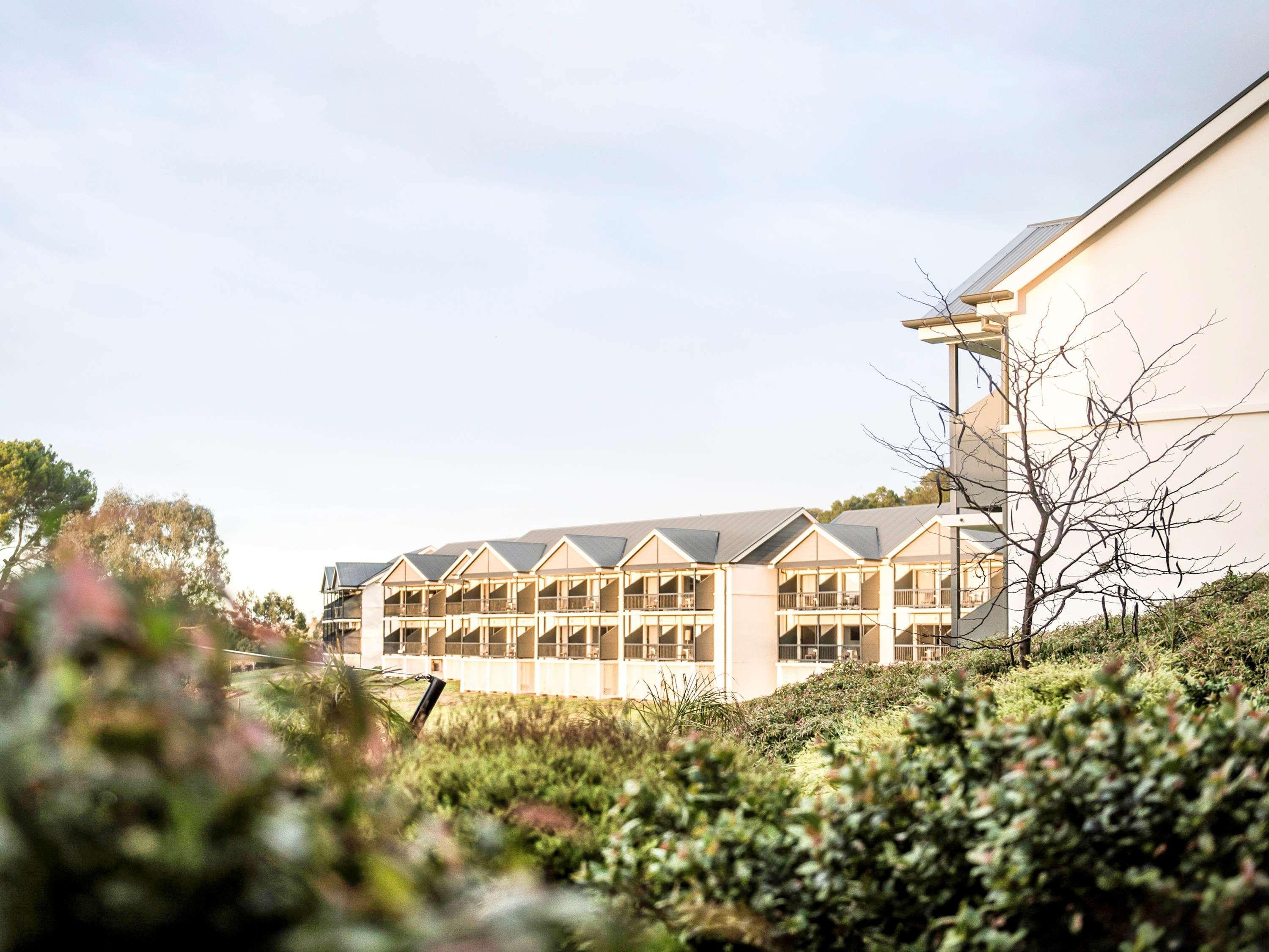 Novotel Barossa Valley Resort Rowland Flat Exterior photo