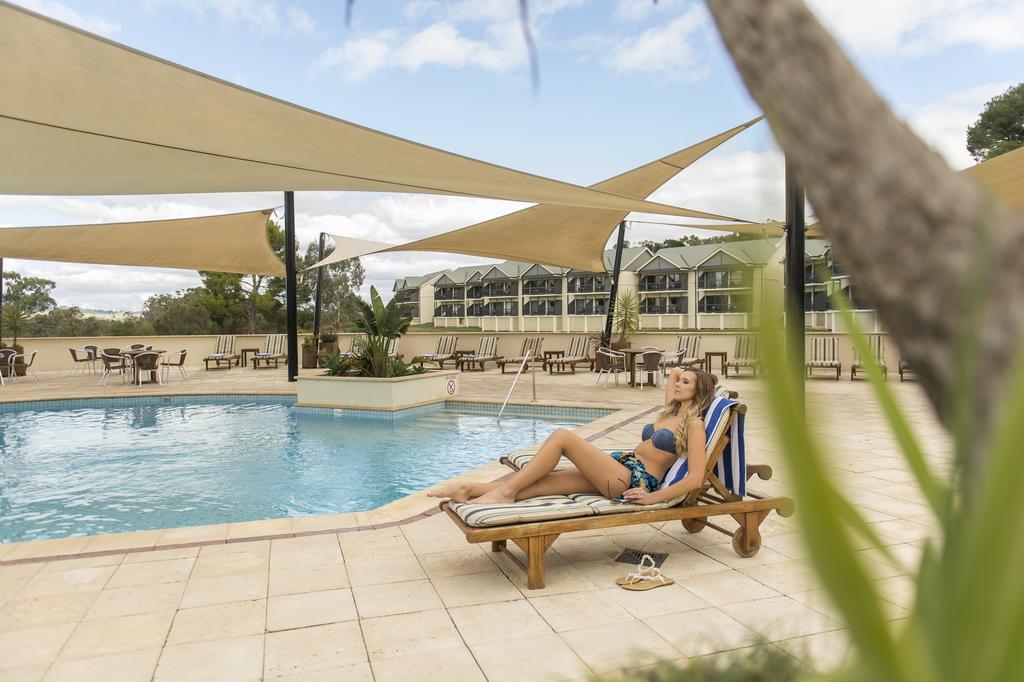Novotel Barossa Valley Resort Rowland Flat Exterior photo
